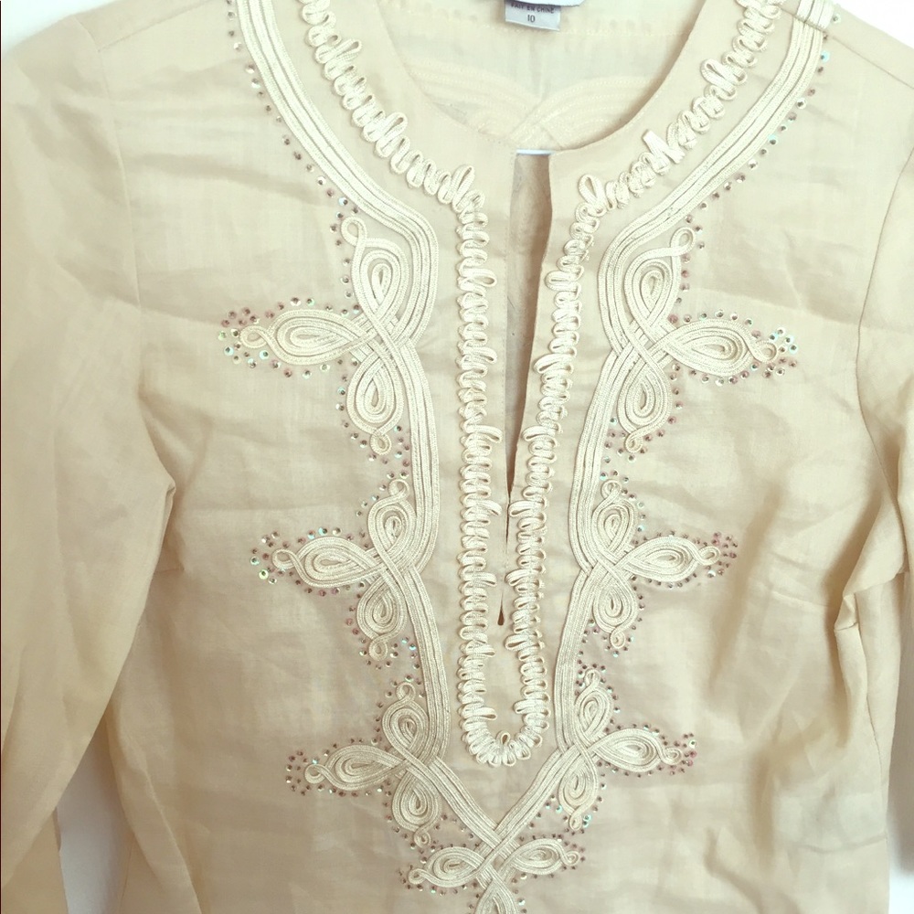 Linen tunic with gorgeous details